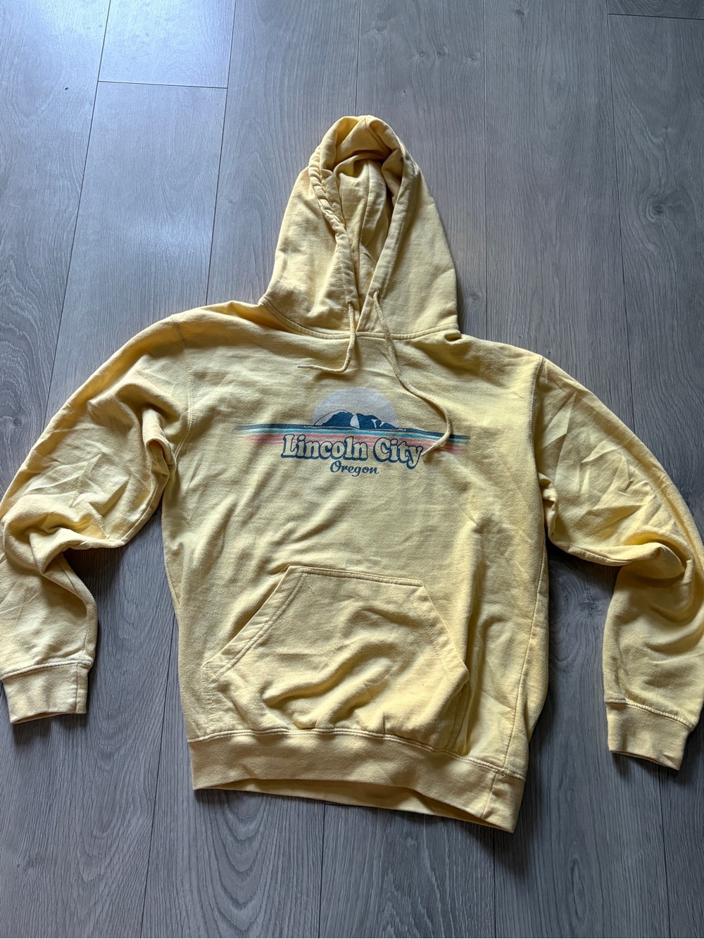 Source Unknown Yellow Lincoln City Oregon Hooded Sweatshirt